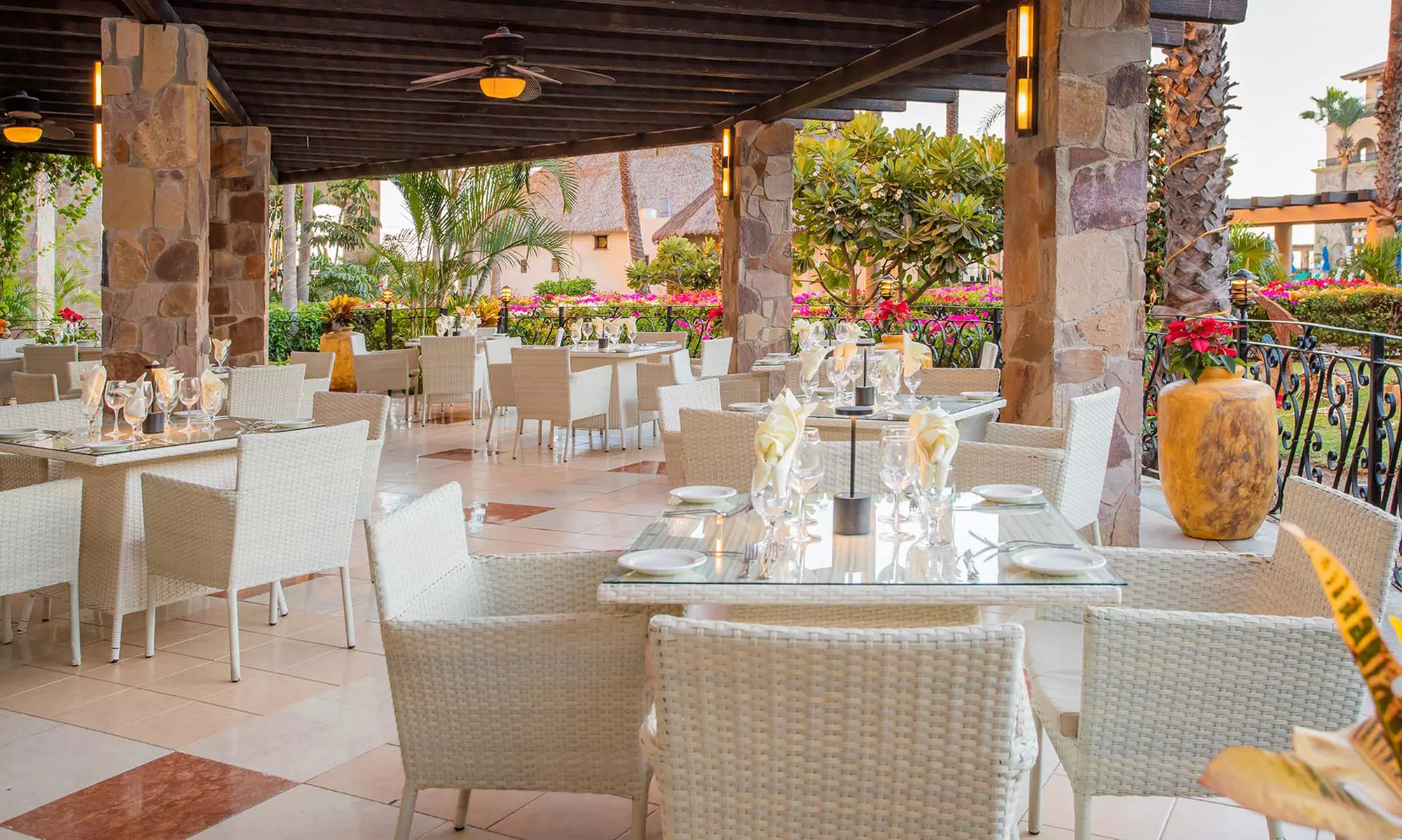 All-Inclusive Family-friendly Resort near San Jose del Cabo downtown