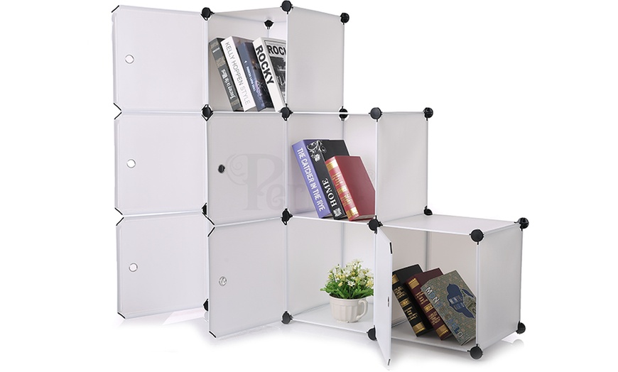 Image 2: Interlocking Storage Cubes