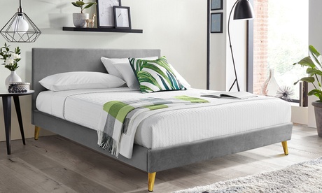 Lit modèle Marquis velours, classique ou capitonné, livraison offerte