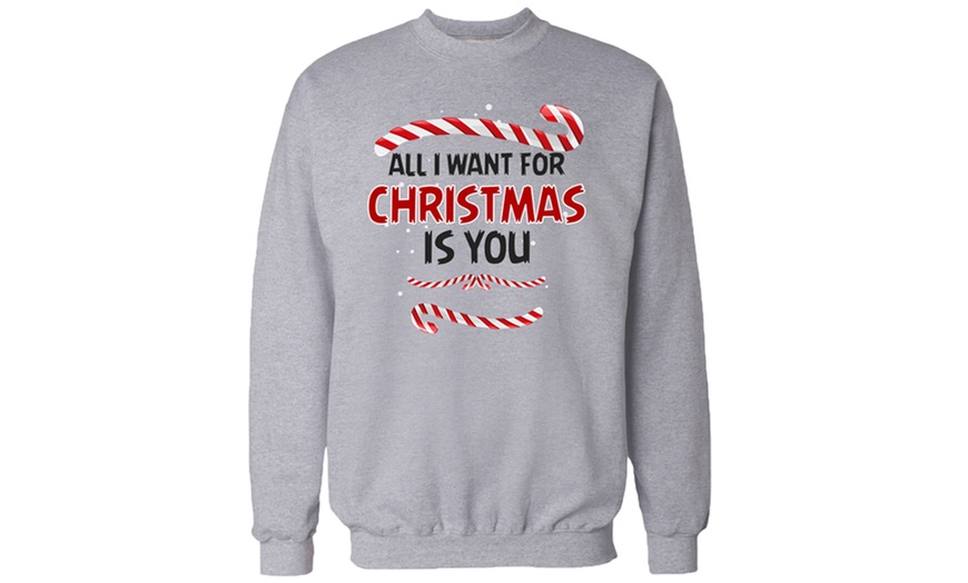 Image 3: Men's Christmas Sweatshirt