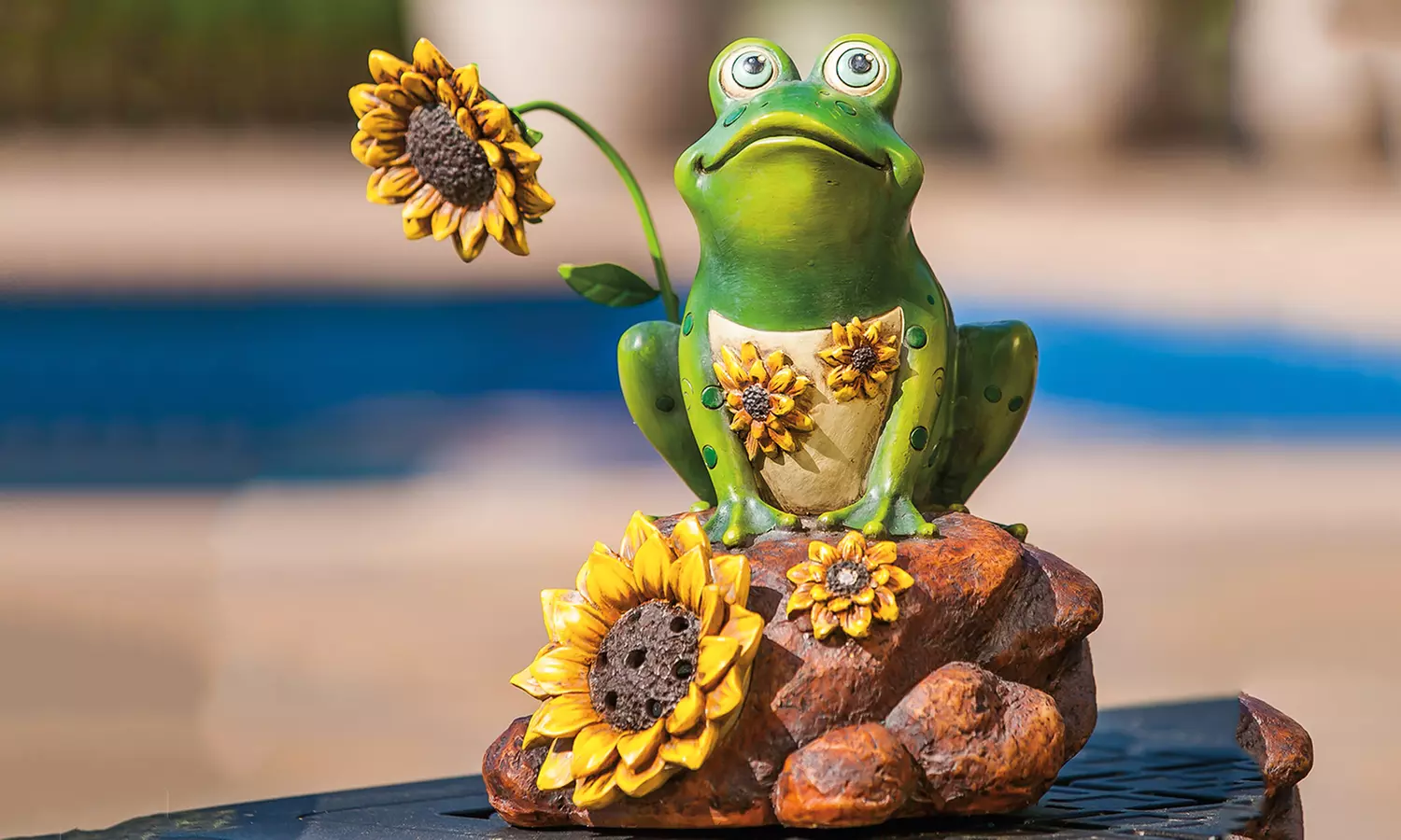 Animal-Themed Outdoor Bluetooth Speaker - Primary Image