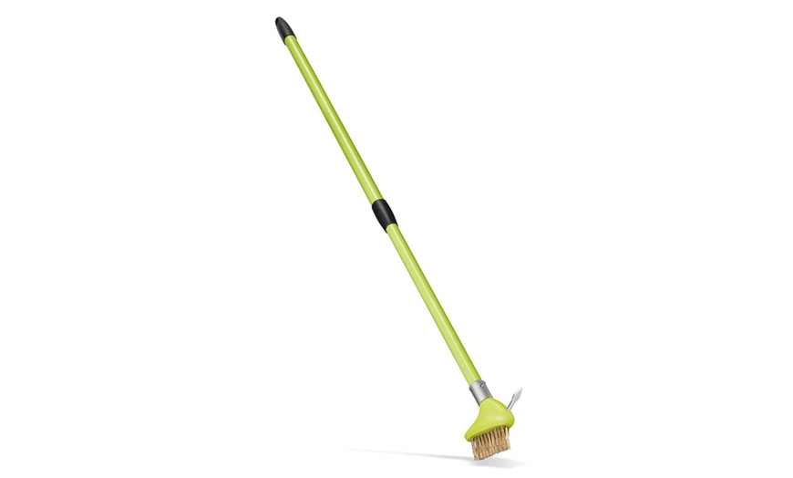 Image 2: Two-in-One Garden Brush