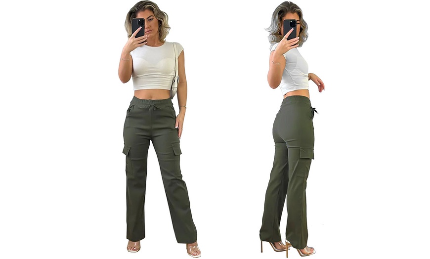 Image 5: Women's Wide-Leg Denim Cargo Trousers 