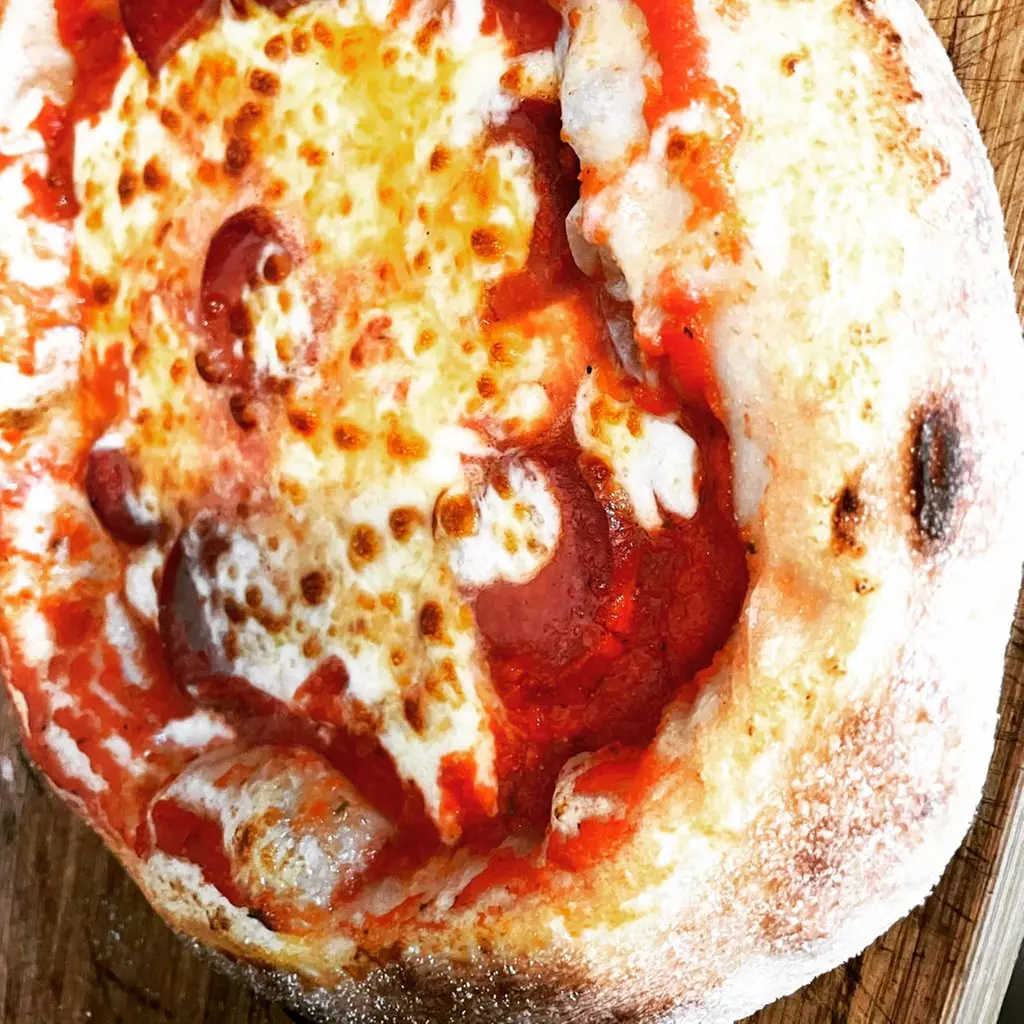 Napolitanische Pizza inkl. Dessert