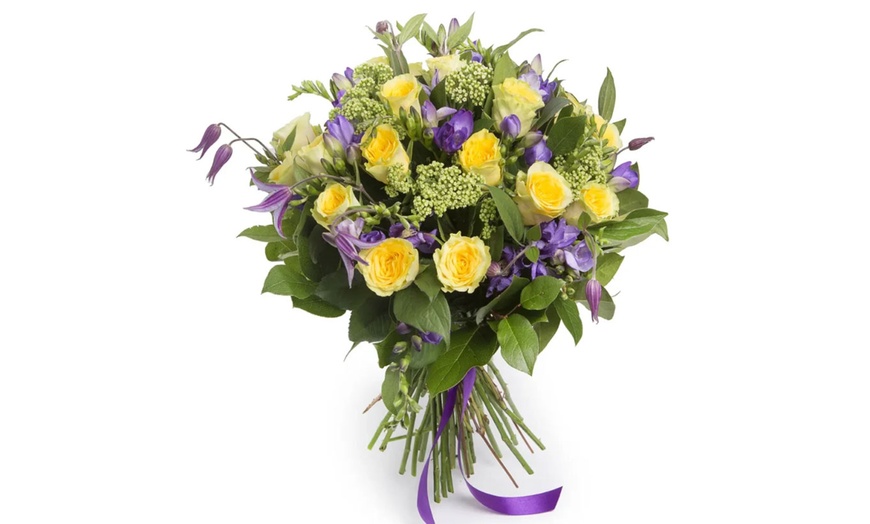 Image 2: 40% Off Towards Beautiful Flower Bouquets with Nationwide Delivery 