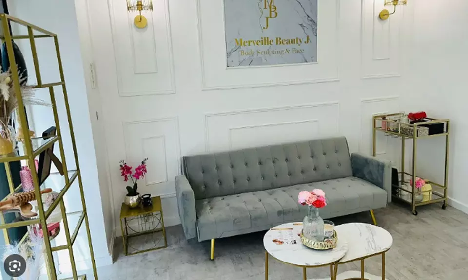 Jusqu'à 37% de remise sur Massage - Personnalisé chez Merveille Beauty J