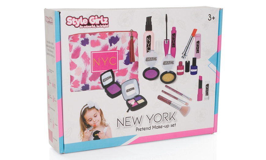 Image 4: New York Toy Make-Up Set