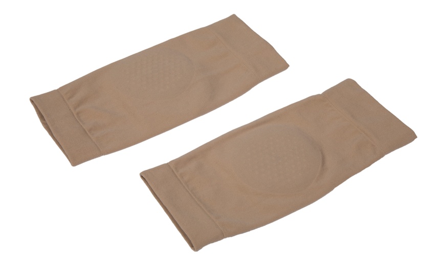 Image 7: Pro11 Wellbeing Gel Ankle Sleeves