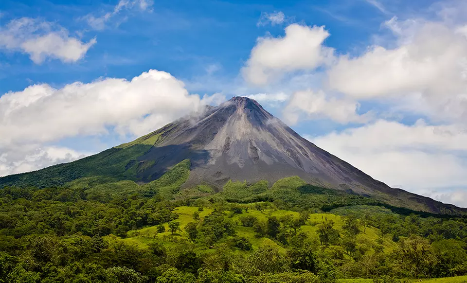✈ 7-Day Tour of Costa Rica with Round-Trip Airfare from Gate 1 Travel. Price/Person Based on Double Occupancy. - Primary Image