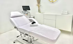 Shine bright like a diamond: tandenbleken naar keuze met optioneel polijsten bij Altun Clinic in hartje Den Haag