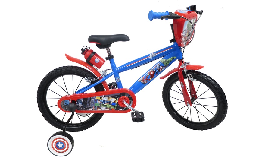 Image 3: Disney Themed Kids' Bike 