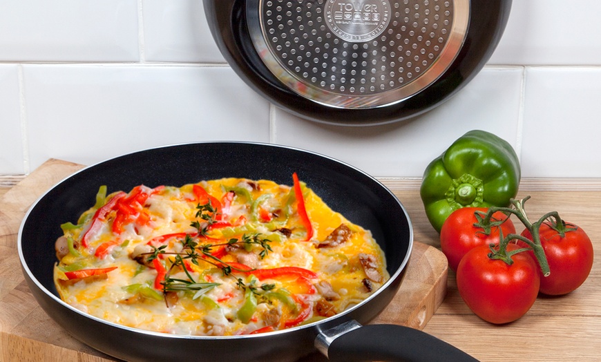 Image 4: Tower Essentials Frying Pans