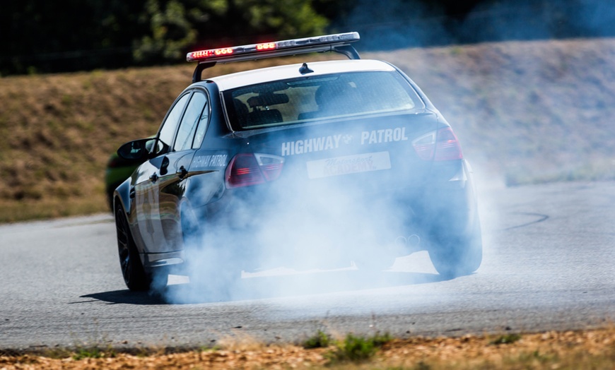 Image 3: Baptême de drift de BMW M3 V8 avec Motorsport Academy Le Mans