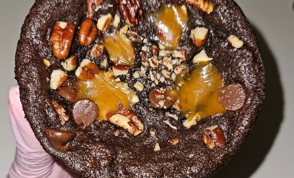 Indulge in Fresh, Homemade Quarter-Pound Cookies