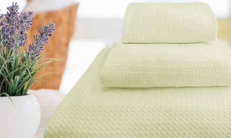 Fino a 6 asciugamani a nido d'ape, disponibili in 3 misure e vari set