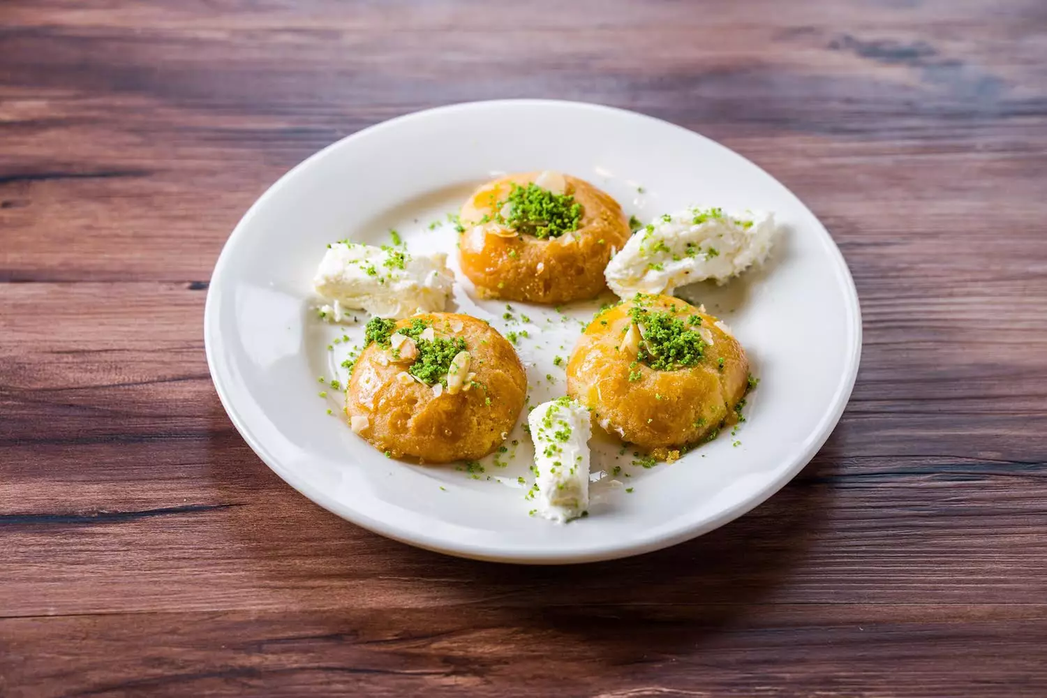 Taste the Mediterranean: Food and Drinks Options