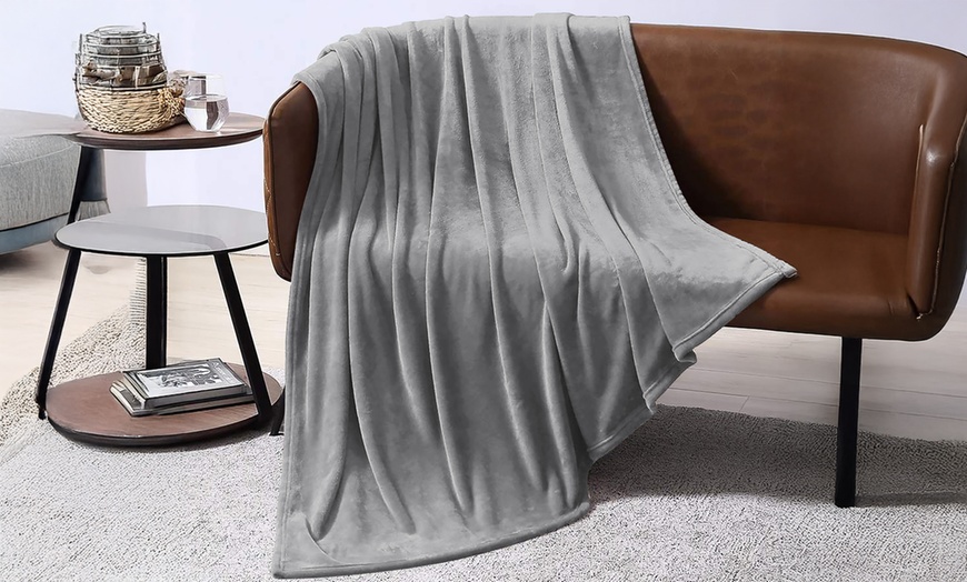 Image 3: Manta de franela cálida y suave, hipoalergénica y transpirable