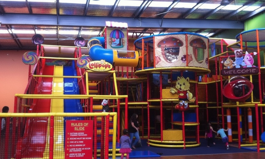 Image 2: Weekday/Weekend Junior(under 3 years) or Super Entry(3 years & over)