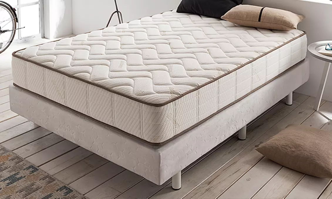 ZENG 10'' Visco Luxury Royal Cashmere Memory Foam Mattress - Primary Image