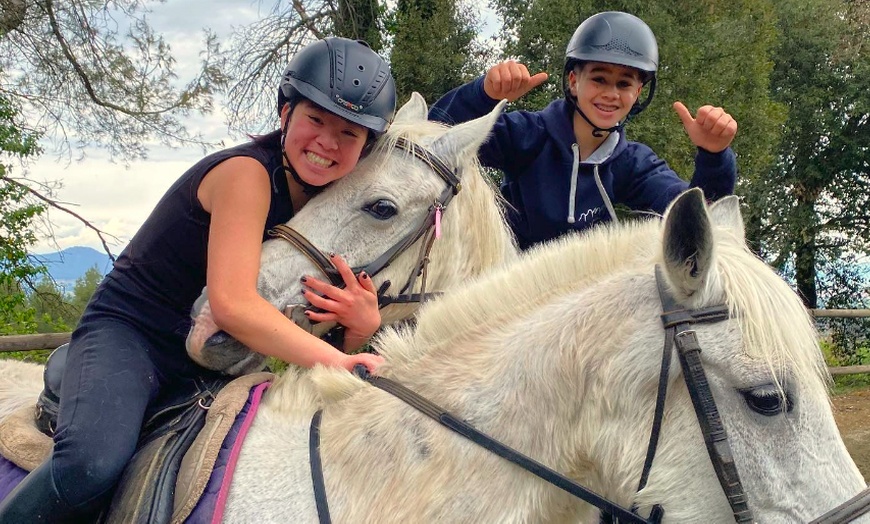 Image 3: ¡Aprende a montar a caballo como un pro en Centre Hípic Montserrat!