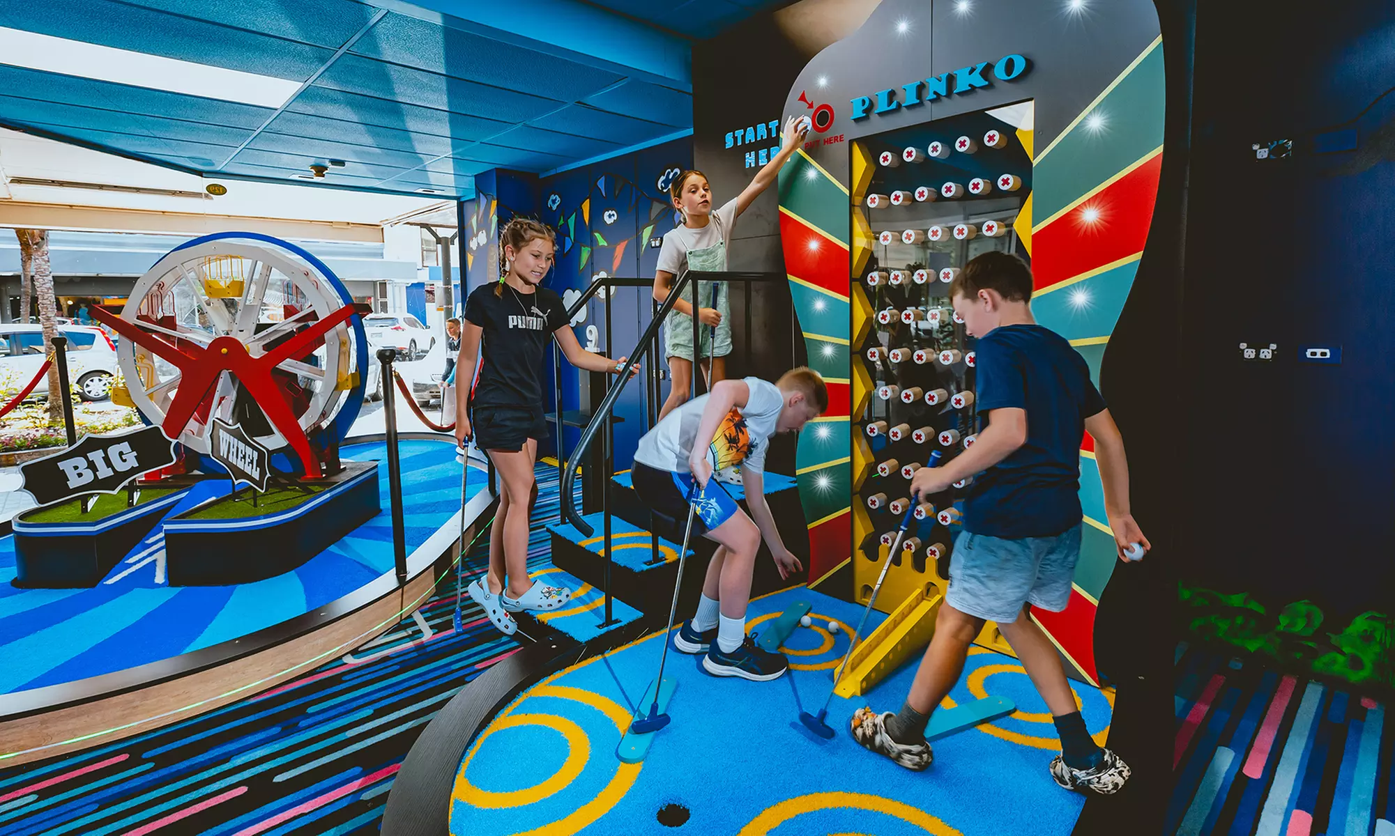 Bis zu 10% Rabatt auf den Golf – Minigolf – Schwarzlicht bei Laserstar Oldenburg