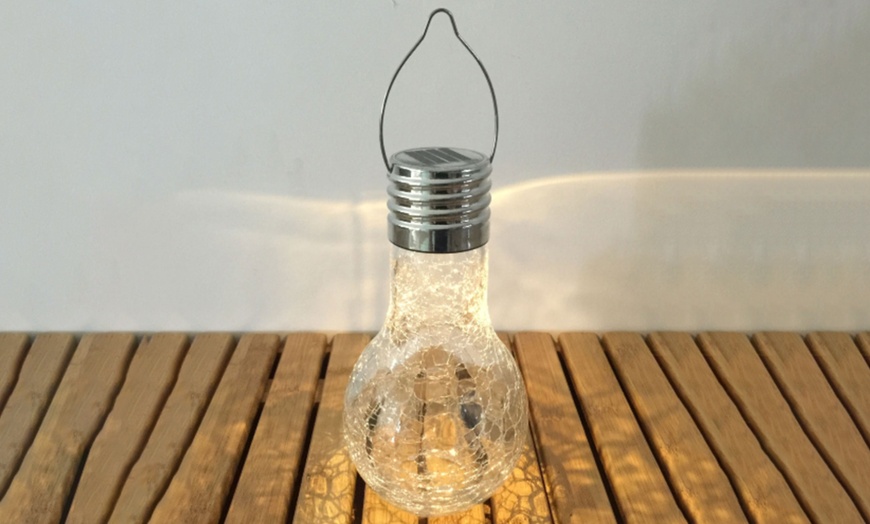 Image 1: Crackled Glass Solar Light Bulb