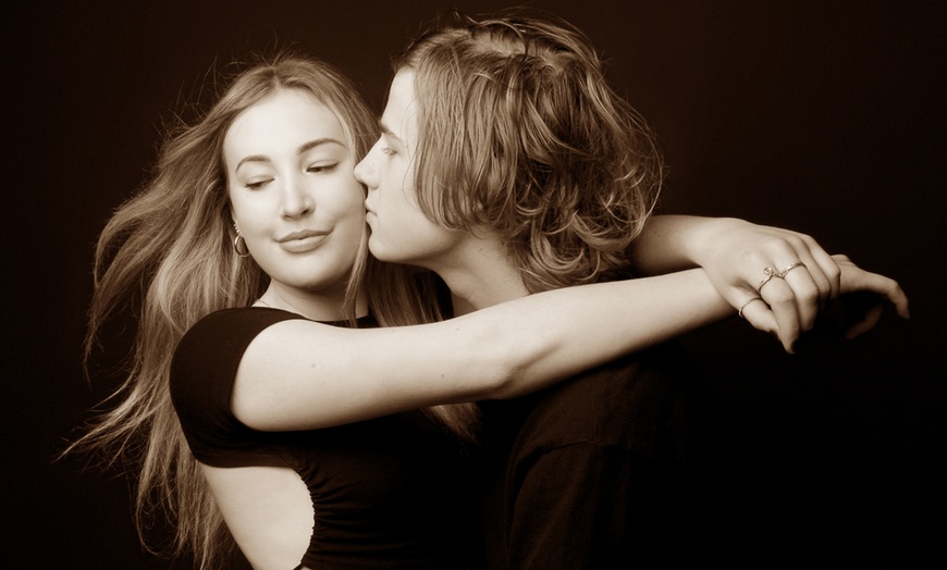 Image 8: Family Portrait, Pet Photography, or Couples Photoshoot Experience