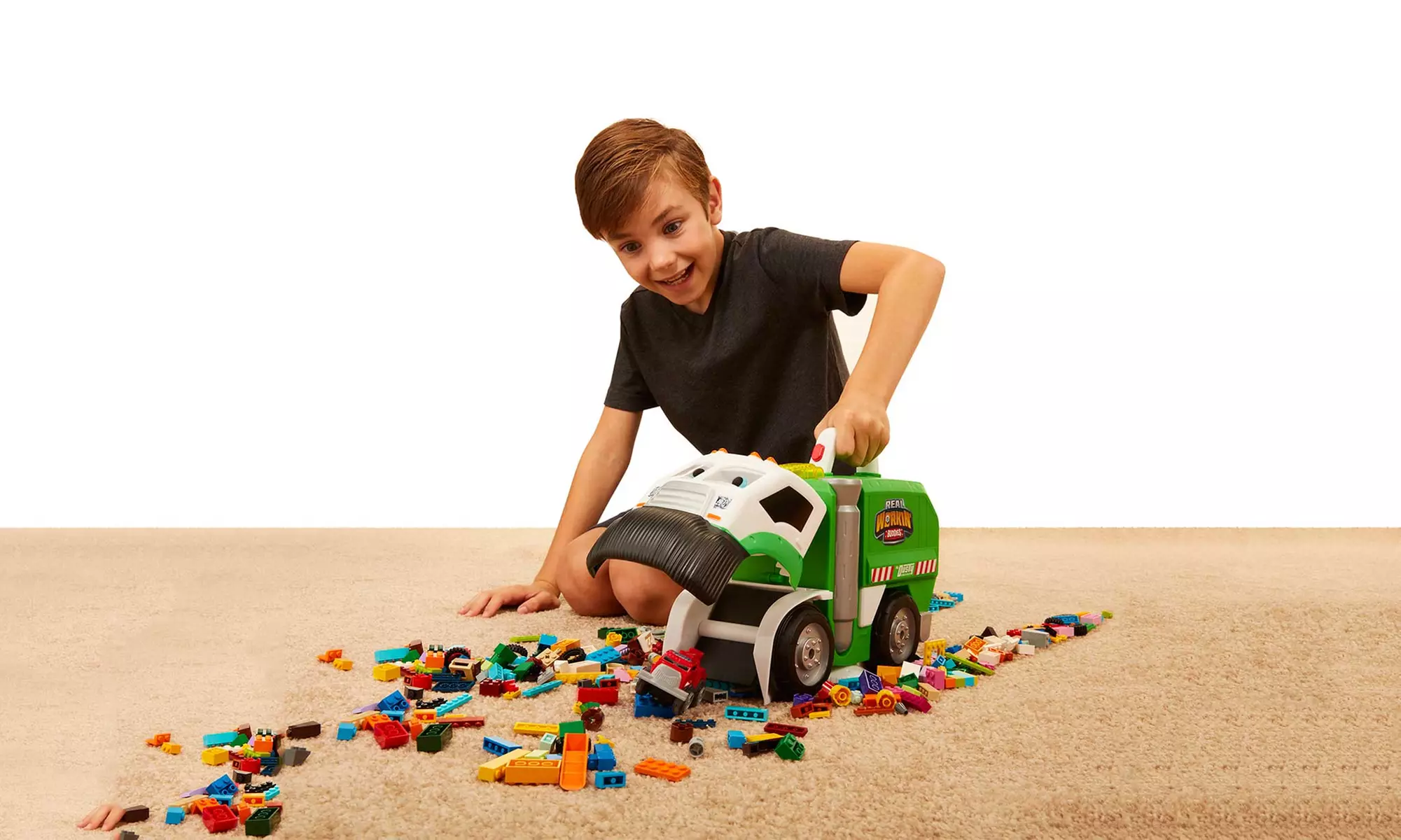 Real Workin' Buddies Mr. Dusty the Super-Duper Toy-Eating Garbage Truck - Second Medium
