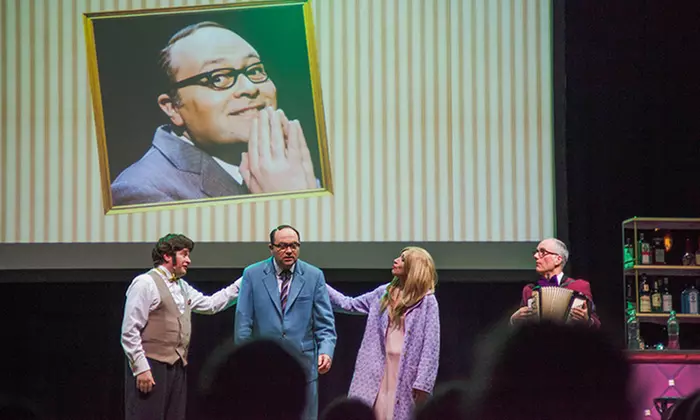 "Die Neue Heinz Erhardt Revue" mit Patrick L. Schmitz in 12 Städten