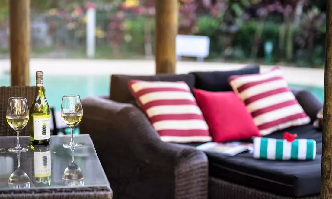 Sunshine Coast: Apartment Stay for Two or Four with Wine and Spa Noosa