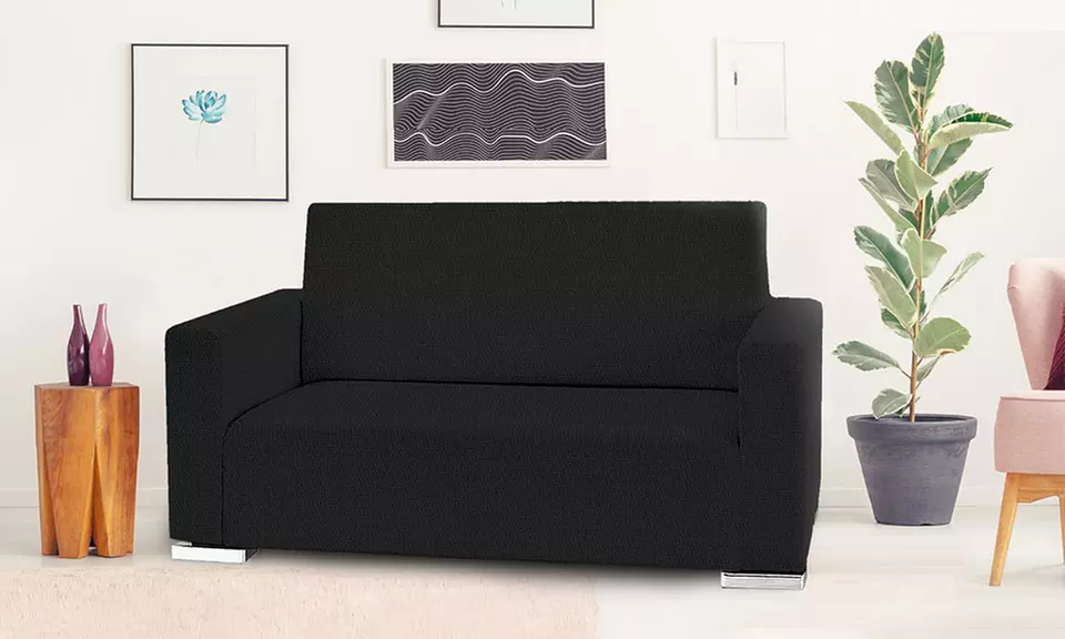 Sofabezug mit geformten Armlehnen