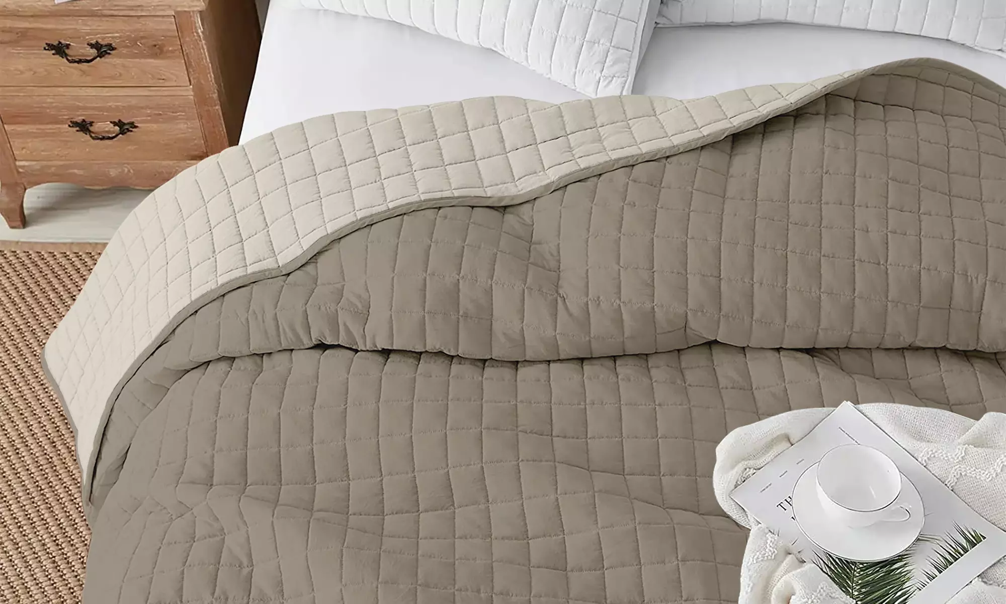 Doppelseitige Mikrofaser-Tagesdecke