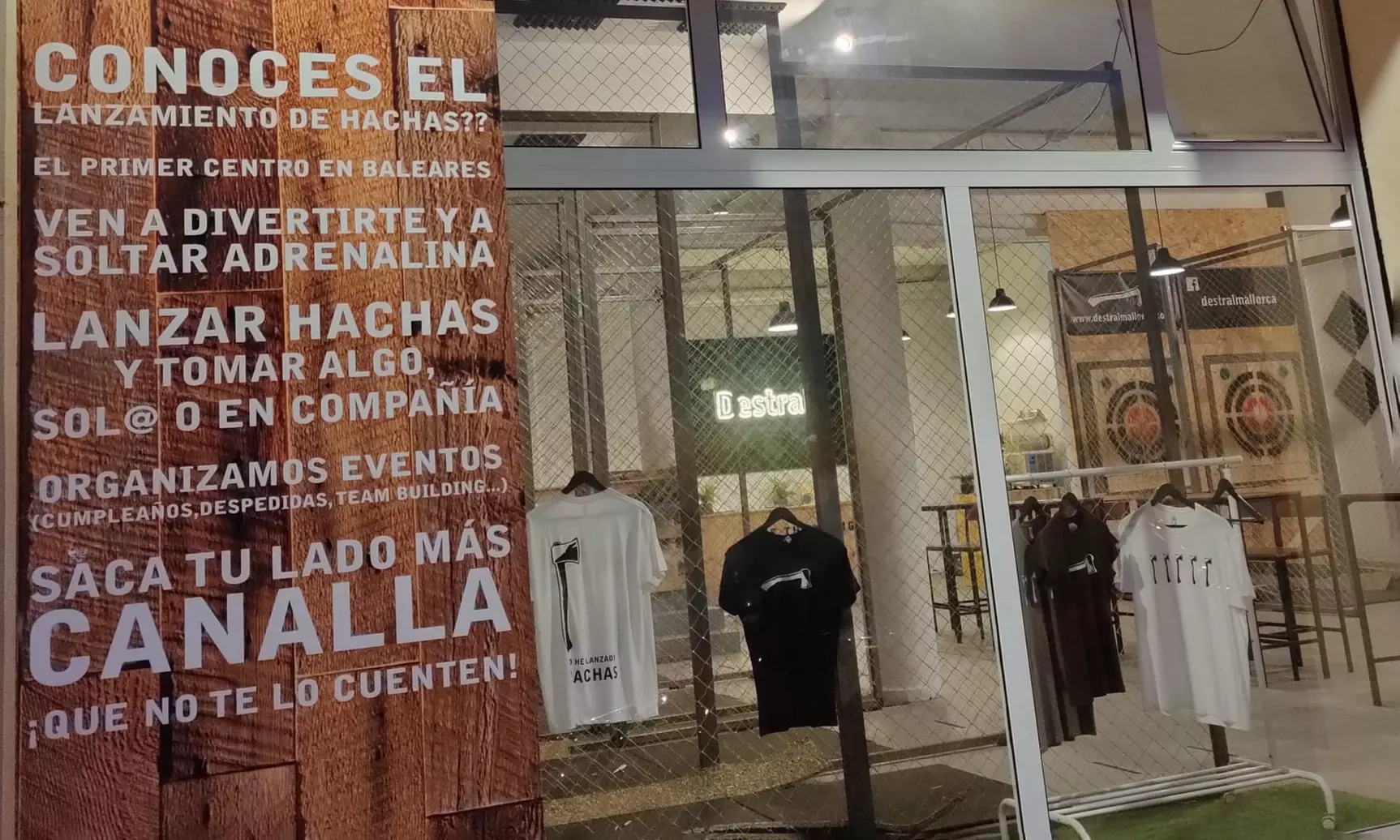 Lanzamiento de hachas para hasta 4 personas durante 1 hora