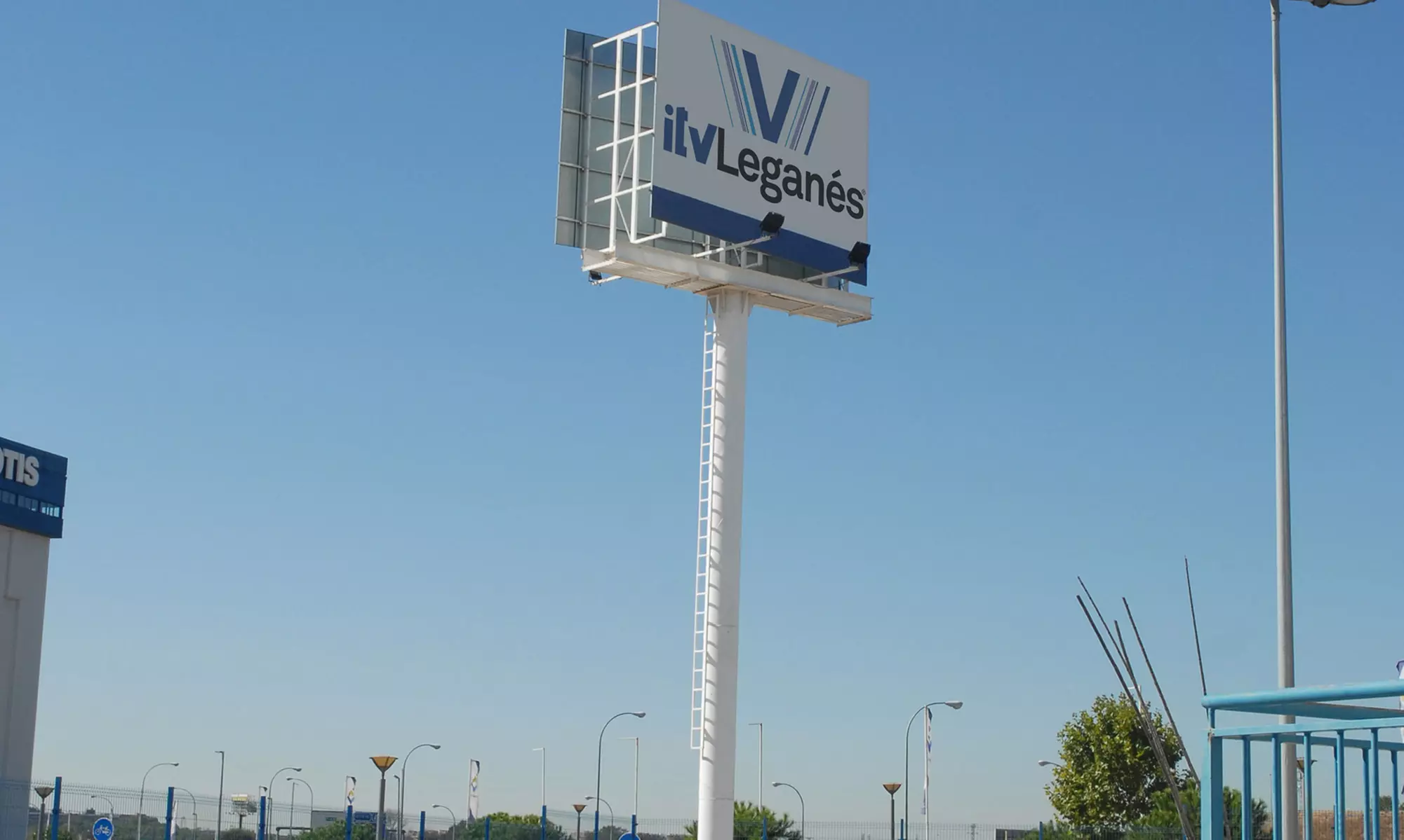 ITV con Tasas Incluidas: Vehículo de Gasolina, Diésel o Moto