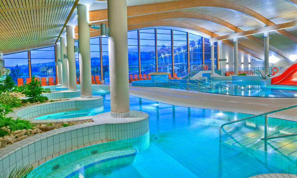 Białka Tatrzańska: 1-5 nocy z wyżywieniem i biletem do Term Bania