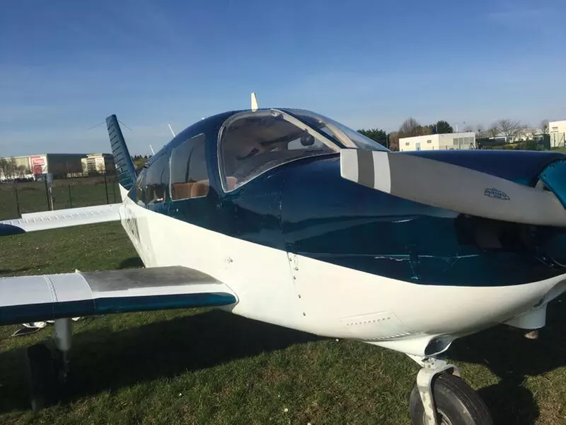 30 minutes de briefing et 30 minutes de vol effectif avec Club Aéro formation (50% de réduction)