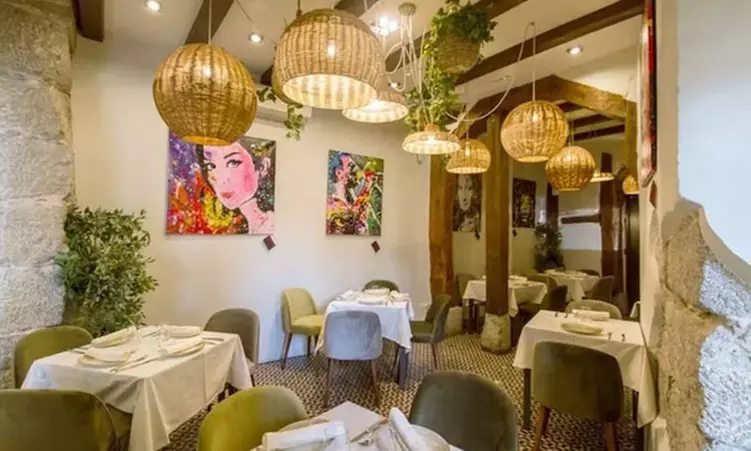 Cocina tradicional española para 2 personas en Restaurante Arrabal