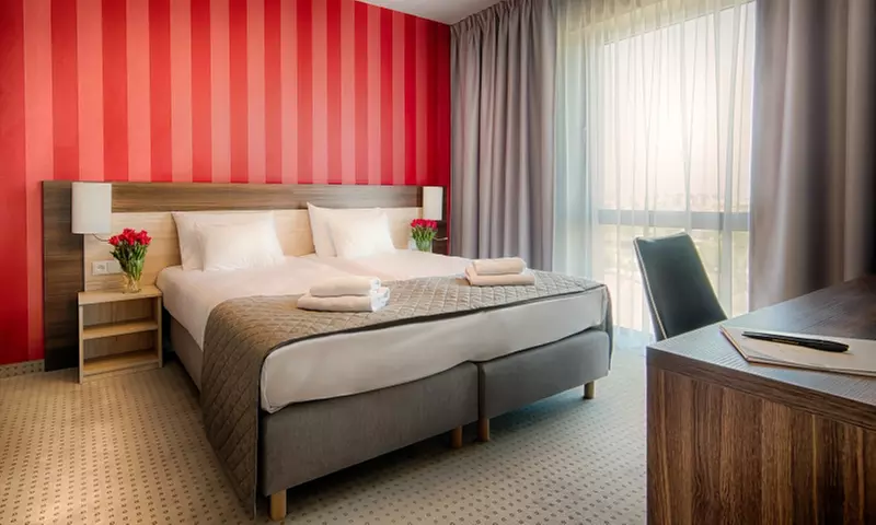 Gdańsk: pokój double dla 2 osób ze śniadaniem lub wyżywieniem HB, sauną i więcej w Hotelu Focus Premium Gdańsk 4* - Primary Image