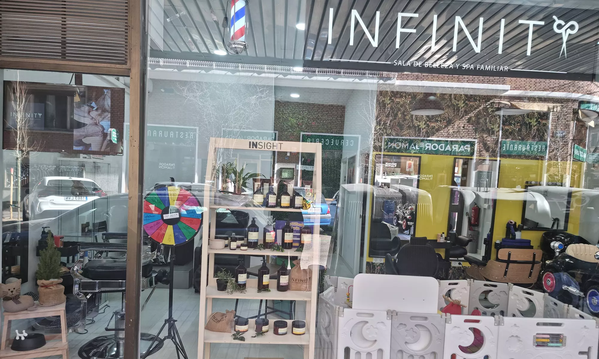 Manicura en Infinity Salón España
