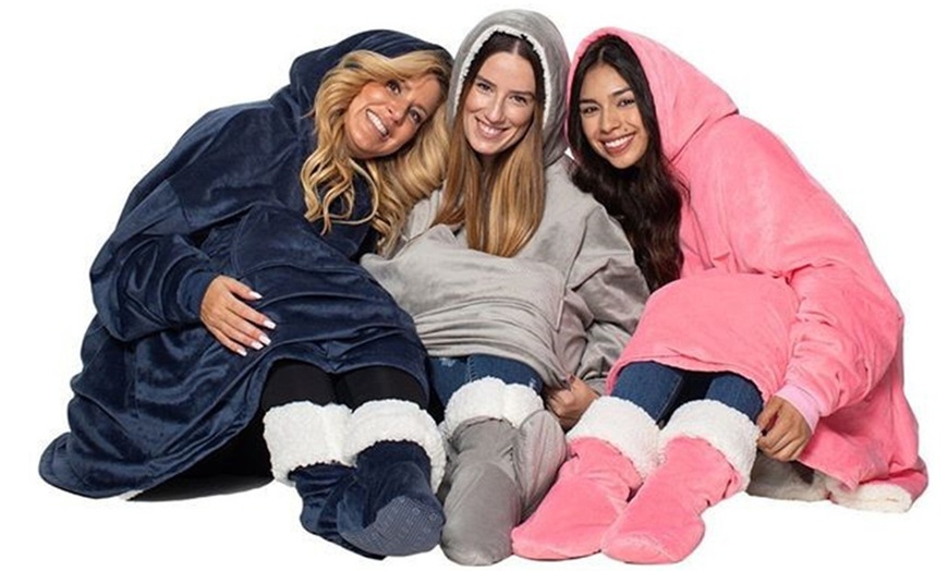 Image 1: Hooded Blanket