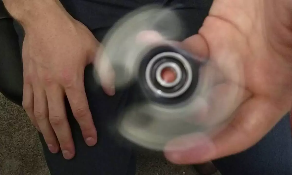 Tri-Spinner Fidget Gadget with Premium Ceramic Bearing (Single or 2-Pack) - Second Medium