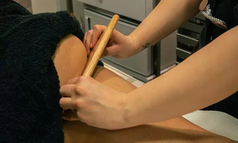 1 o 2 sesiones de maderoterapia corporal de 20 minutos