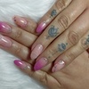 Image 1: Manicura y/o pedicura con esmaltado semipermanente en Nails Femi