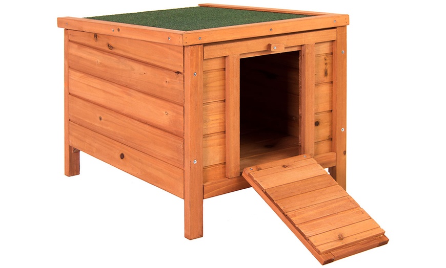 Image 4: Wooden Pet Hutch	