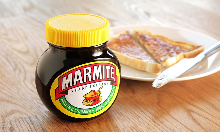 Image 4: Two-Pack of Marmite Yeast Extract Spread 125g