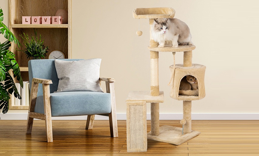 Image 4: Arbre à griffes en sisal naturel avec niche pour chats et jeux inclus