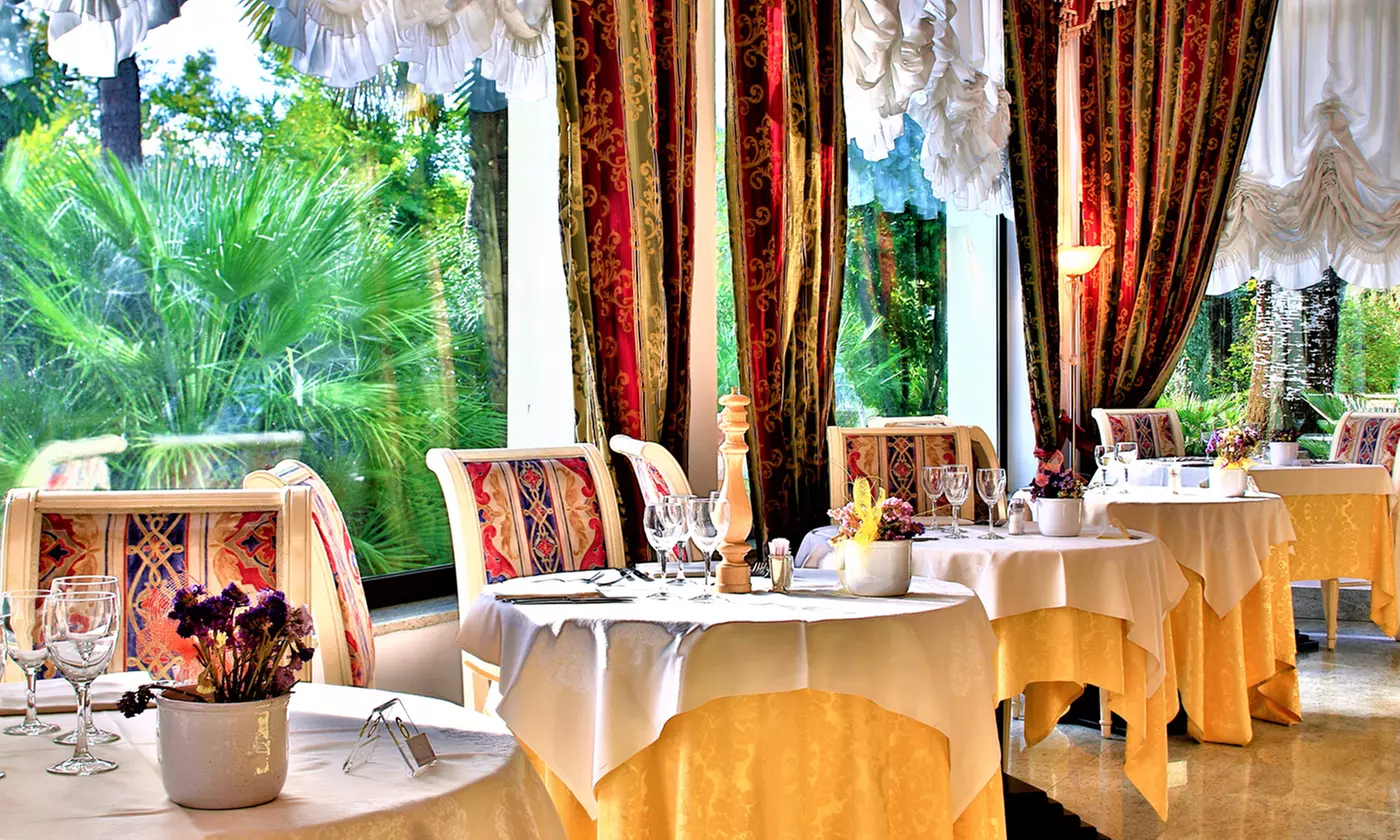 Abano Terme 4*: Smart Room con mezza pensione e piscine termali