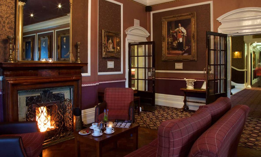 Image 4: Chester: 4* Double or Twin Room Stay with Breakfast