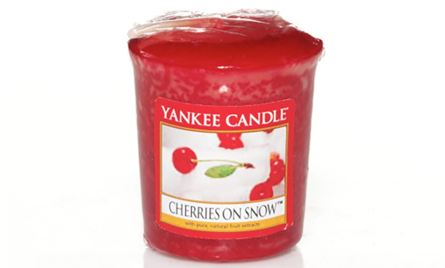 Image 4: Yankee Candle Votive Candles