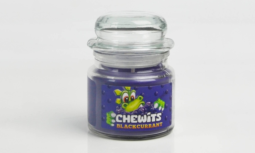 Image 33: 8 Candy-Scented Candles Lucky Dip